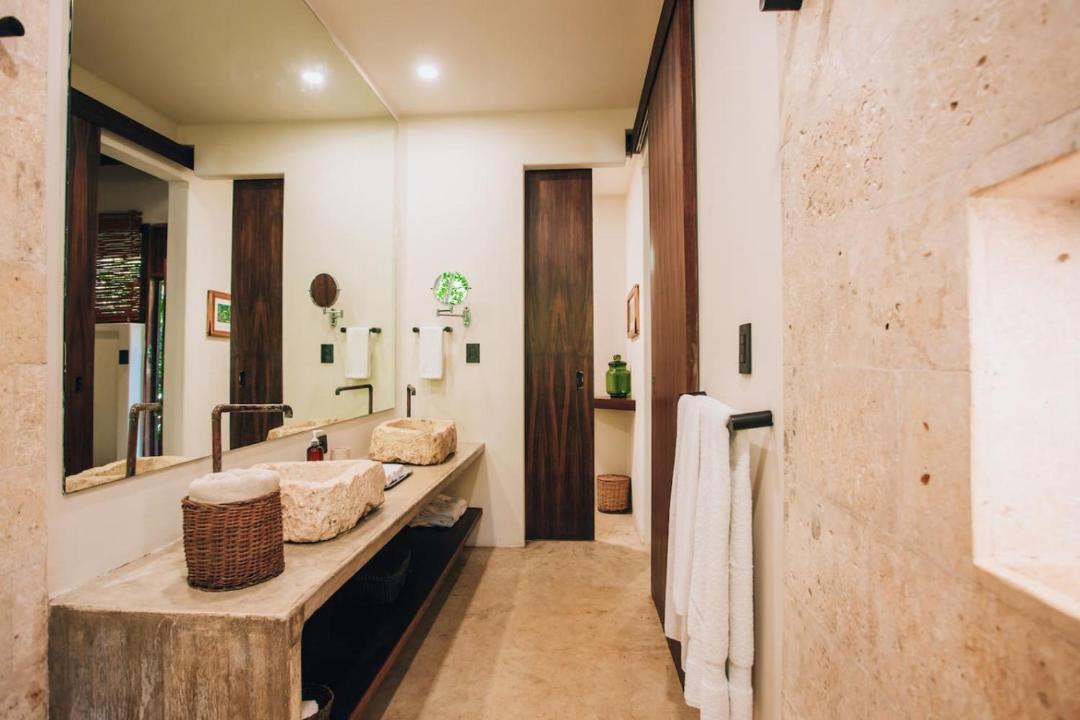 Photo of Bathroom in Zama