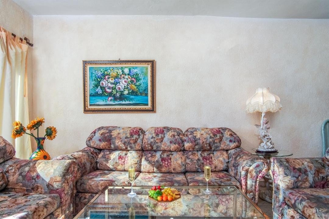 Photo of Livingroom in Sandy Beach