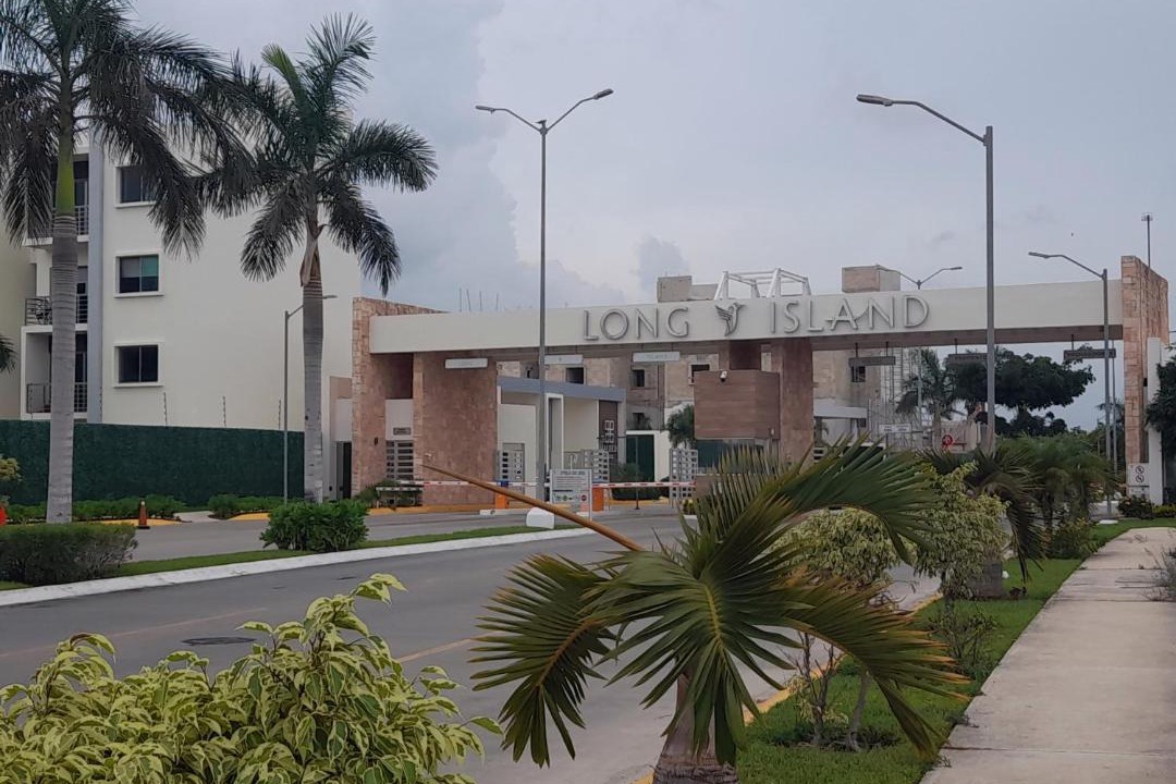 Photo of Buildings in Cancun