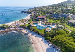 Four Seasons Resort Punta Mita in Bahia de Banderas