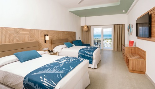 Double Room, Oceanfront (C)