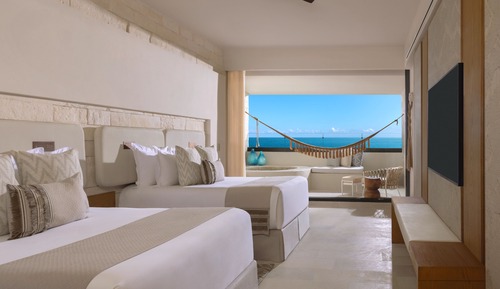 Signature Room, 2 Double Beds, Hot Tub, Ocean View (Junior)