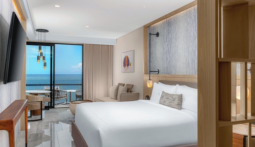 Deluxe Room, 1 King Bed, Ocean View