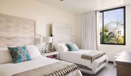 Room, 4 Bedrooms, Oceanfront (Cliffside Residence, Beach Access)