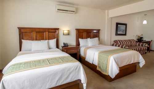 Standard Room, 2 Double Beds, Non Smoking