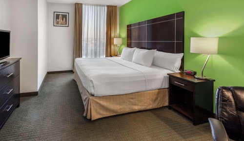 Room, 1 King Bed, Non Smoking