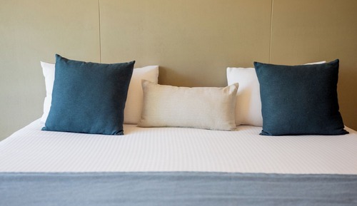 Standard Room, 1 King Bed