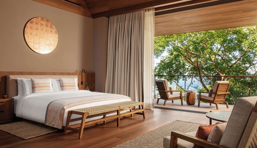 Six-Bedroom Private Villa