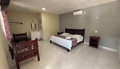 Double Room, 1 King Bed