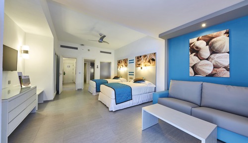 Family Room (L)