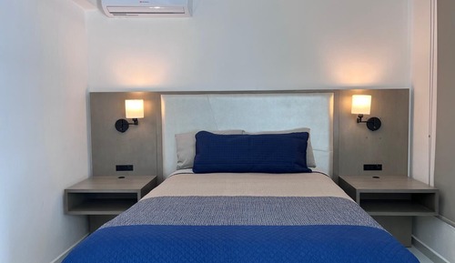 Standard Room, 1 Queen Bed, Balcony, Pool View