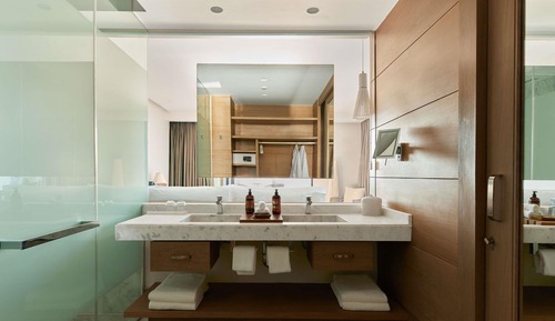SLS Elite Specialty Suite