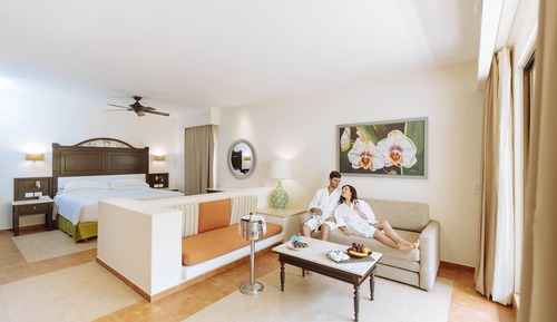 Junior Suite (Unlimited Xcaret Xperience - Basic Entrance)