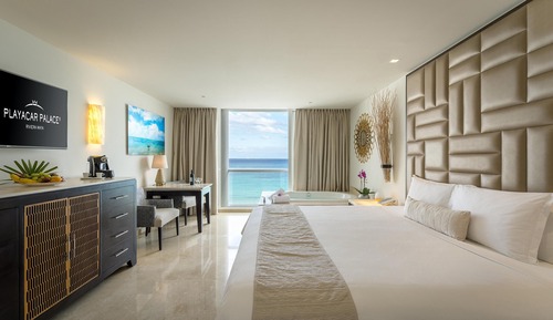 Superior Deluxe Partial Ocean View - Booking 4 nights, Get 2 nights at Punta Cana