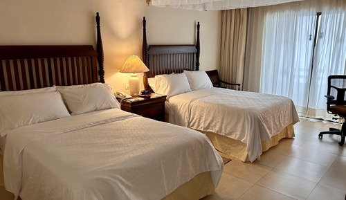 Standard Room, 2 Double Beds