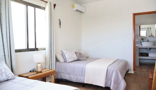 Family Room, 2 Queen Beds, Private Bathroom