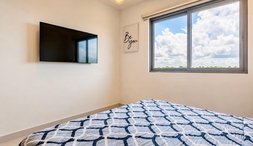 Comfort Apartment, City View