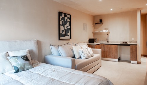 Comfort / Studio Suite 206