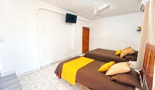 Classic Triple Room
