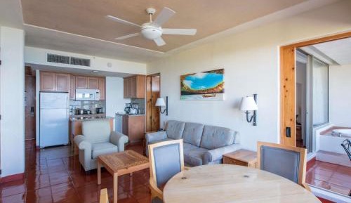 Two-Bedroom Deluxe King Suite with Balcony, Jacuzzi and Lagoon View