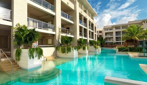 Family Concierge Suite SwimUp