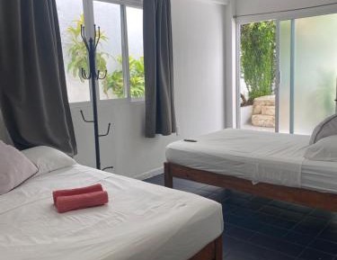 Deluxe Room (1 adult + 1 child)