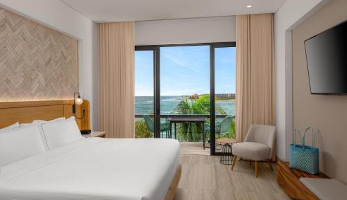 Enclave King Room with Ocean View