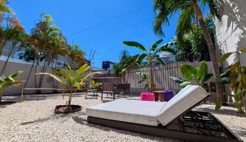 One-Bedroom Apartment with Balcony