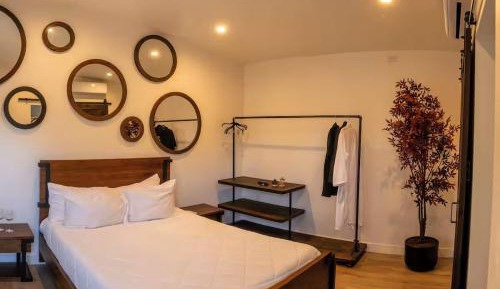 Queen Suite