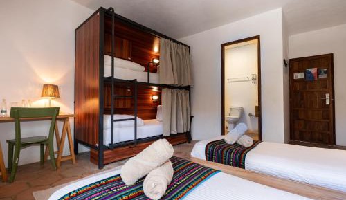 Standard Room (Quad), Private Bathroom
