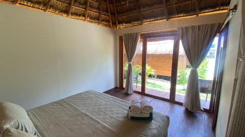 Bungalow with Garden View