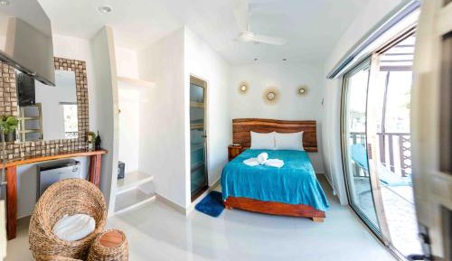Deluxe Double Room with Balcony