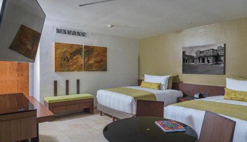 Classic Queen Room with Two Queen Beds