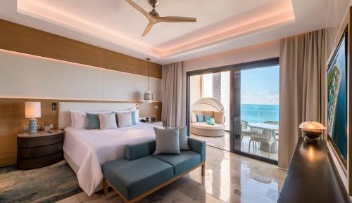 Serenity Club One Bedroom Master Suite Ocean Front