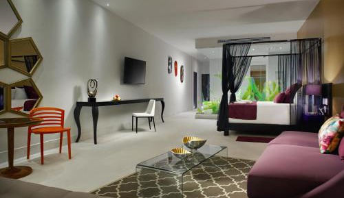 Pool View Suite