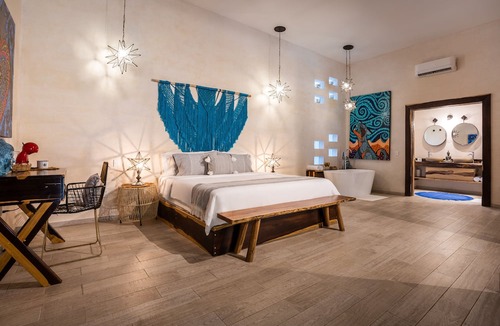 Leona Vicario Hotel | Nuuku