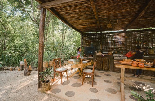 Leona Vicario Hotel | Madre Tierra Eco Habitat