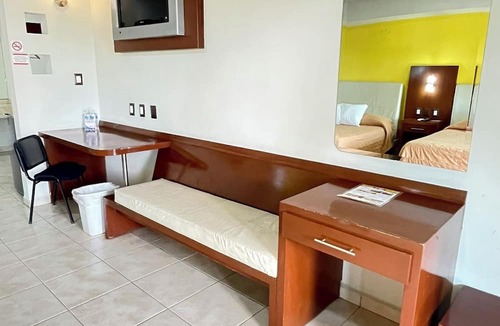 Silao Hotel | Hotel Splash Inn