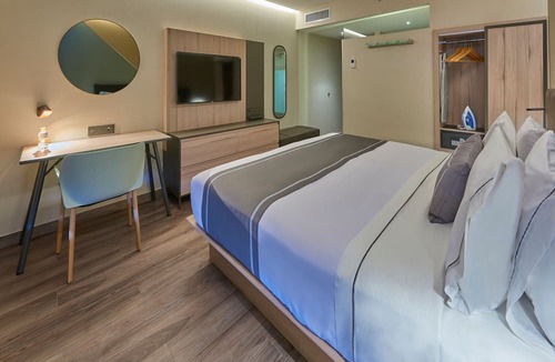 Marina Mazatlan Hotel | City Express Plus by Marriott Mazatlán