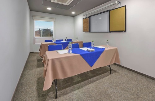 Mexicali Hotel | City Express Junior by Marriott Mexicali