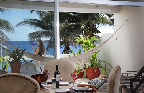Akumal Condo | WARM AND INVITING CONDO.