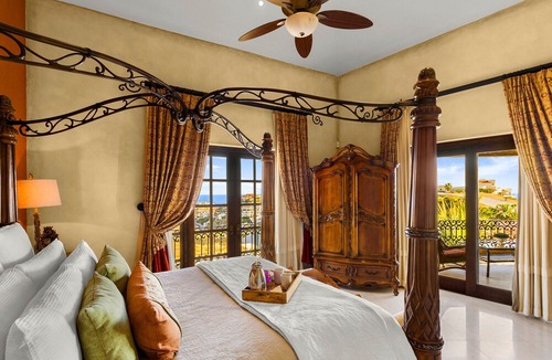 Pedregal House | December best offer!! After 5 nights get one free. Holidays not included.