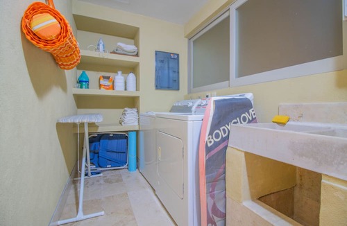 Emiliano Zapata Condo | Molino de Agua BEST in PV, amazing location. best pool! Walk EVERYWHERE