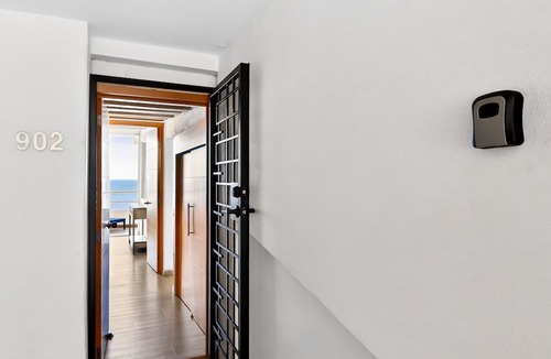 Amapas Apartment | Stylish Coastal Condo With Pool, Private Balcony & Stunning Ocean Views