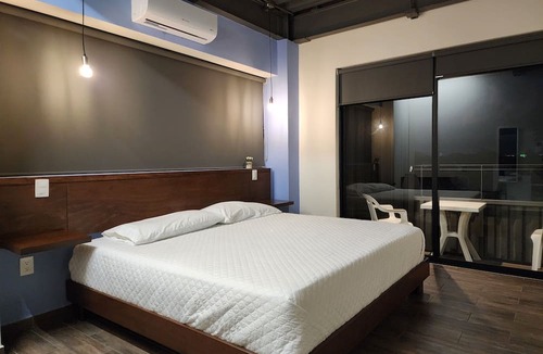 Downtown Cancun Hotel | Torre Yaxche Urban Center