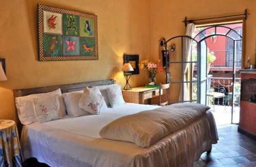 Colonia Azteca Bed & Breakfast | Casa de la Cuesta Bed and Breakfast