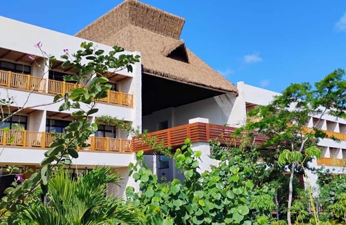 Campeche Hotel | Hotel Mundo Maya Edzná