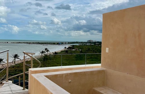 Telchac Puerto Apartment | Penthouse Navela 405, by Cercana