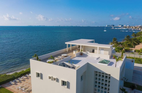 Puerto Juarez Villa | Villa Punta Sam Cancun Beachfront Luxury