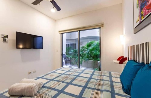 Downtown Hotel | Skyline by Zamá Homes